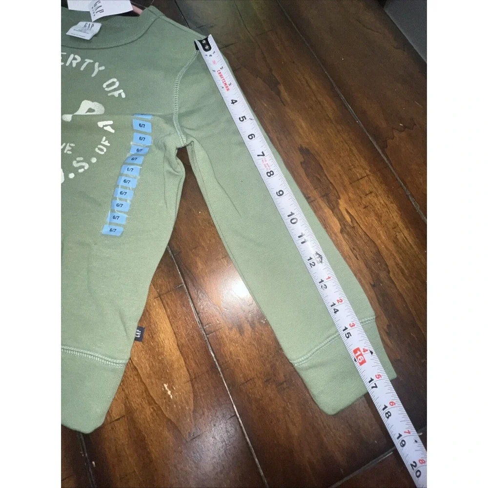 GAP Sweatshirt Green Unisex SMALL 6-7 NWT